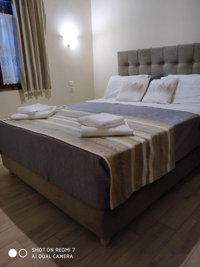 Menelaos Apartments Lefokastro Esterno foto