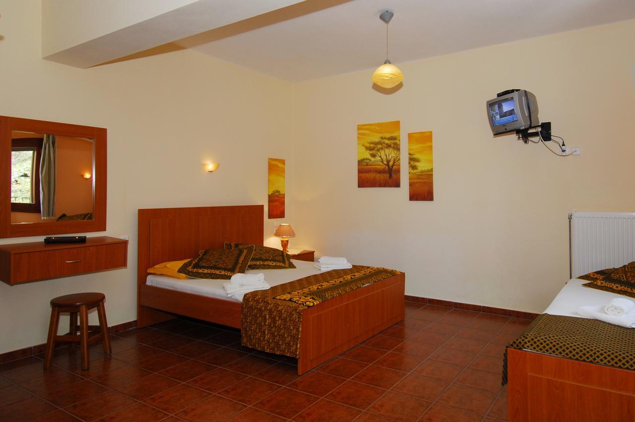 Menelaos Apartments Lefokastro Esterno foto